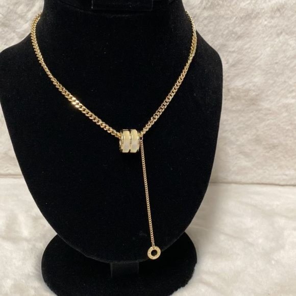 Fancy Chain Gold Color Imitation Jewelry - Picture 2 of 4